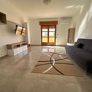  Appartamento House Riky